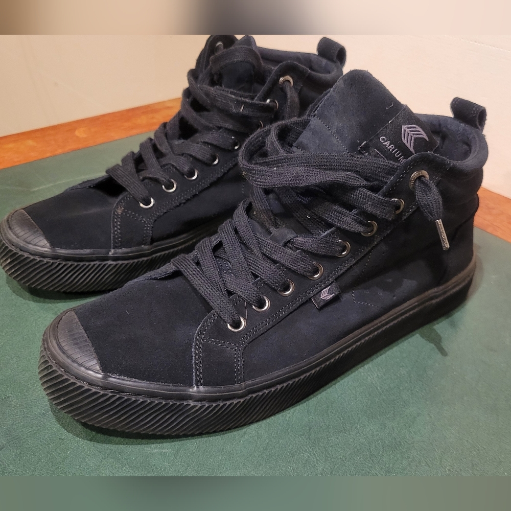Cariuma black high top sneakers